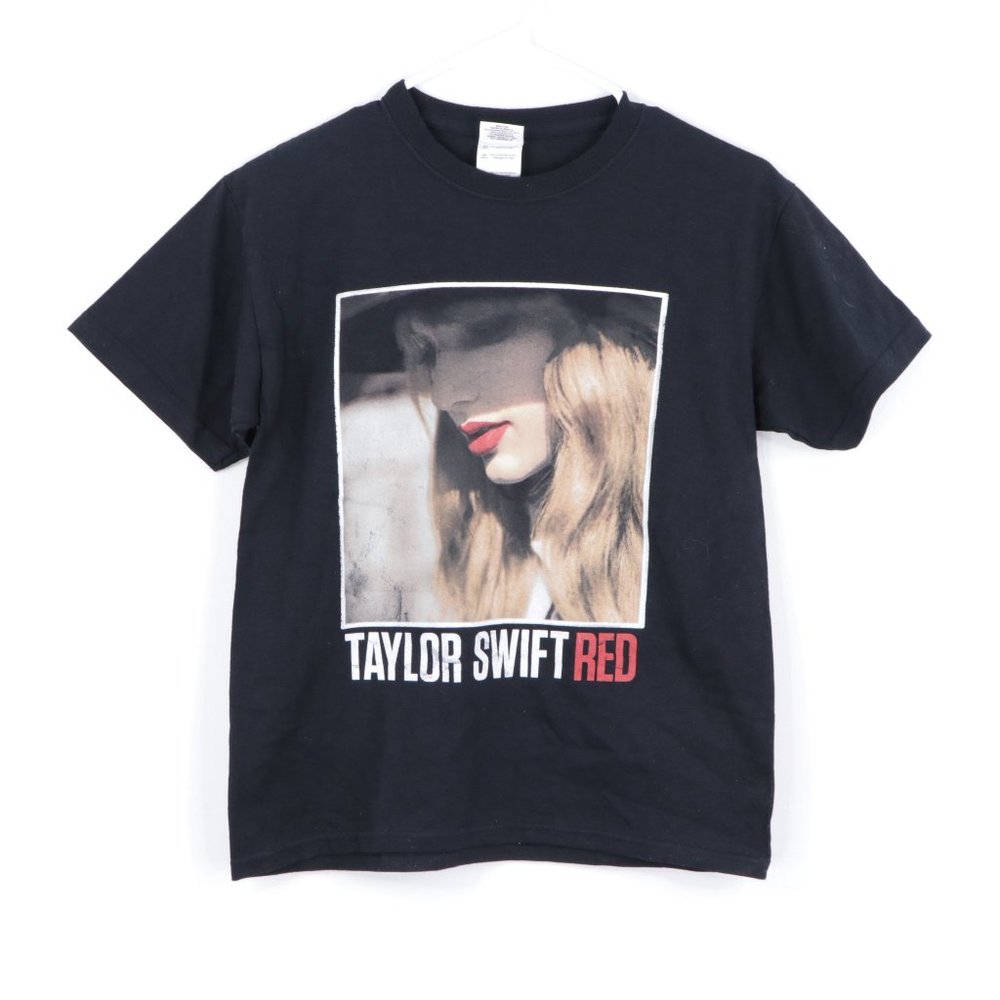 Women's Taylor Swift Red Concert T-shirt Medium